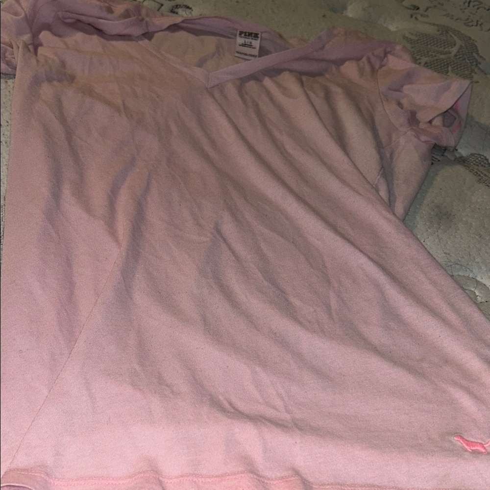 PINK SZ LG Light Pink V-Neck Tee
